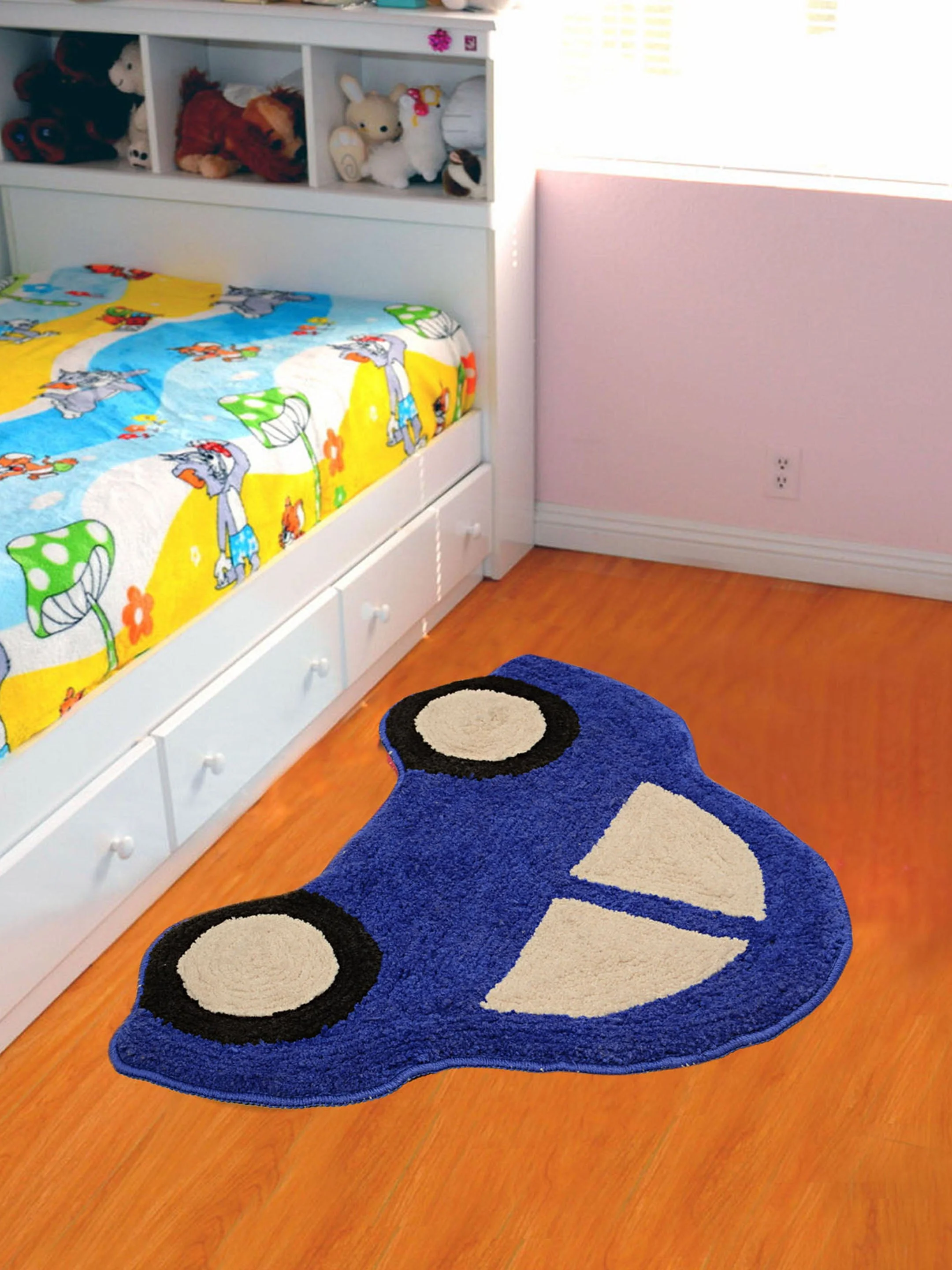 Car Shape Micro Bathmat | Fun Design & Soft Texture (45x70 cm) - Image 7