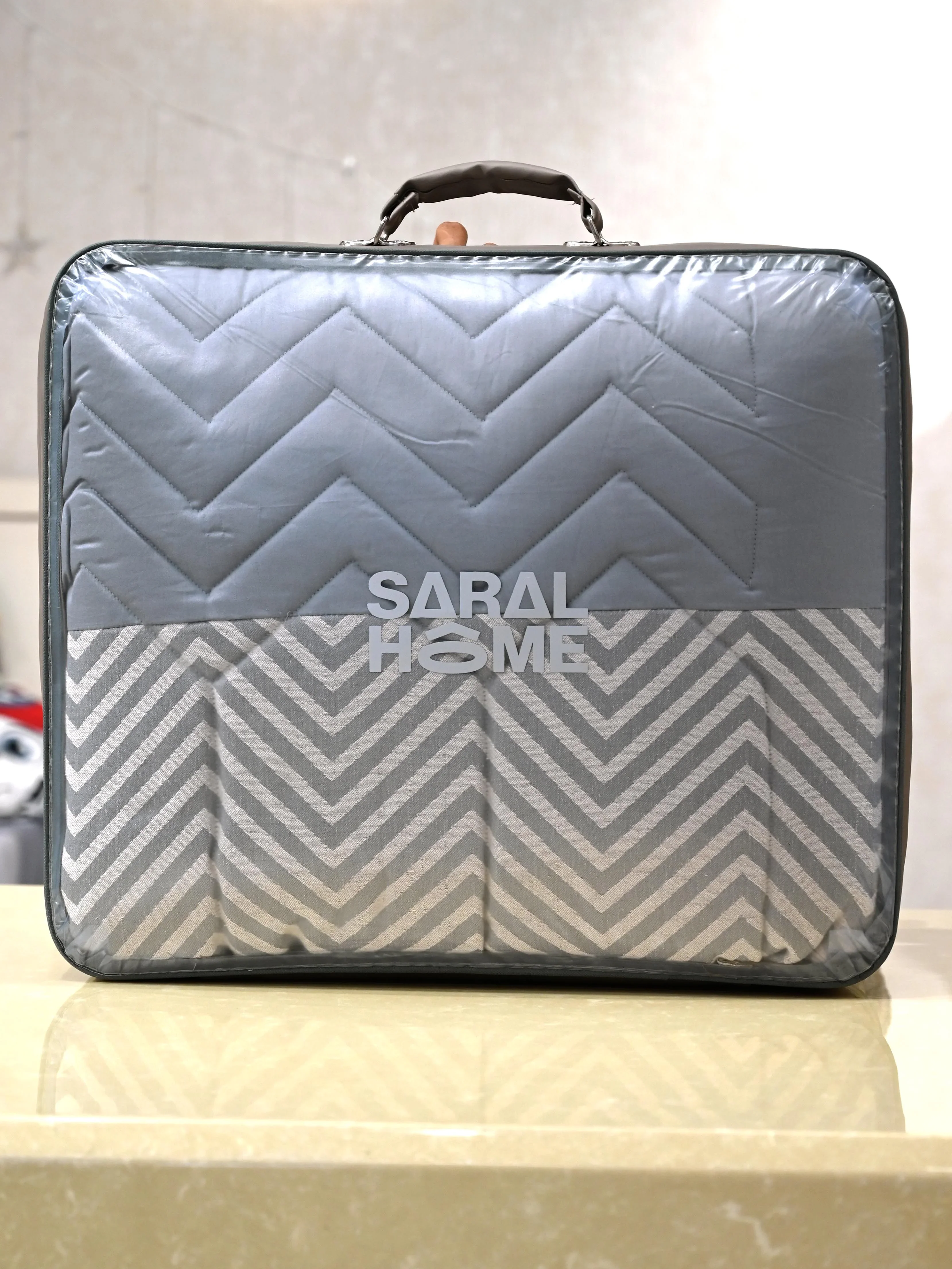 Chevron Damask All Season Reversible Quilt - Image 5