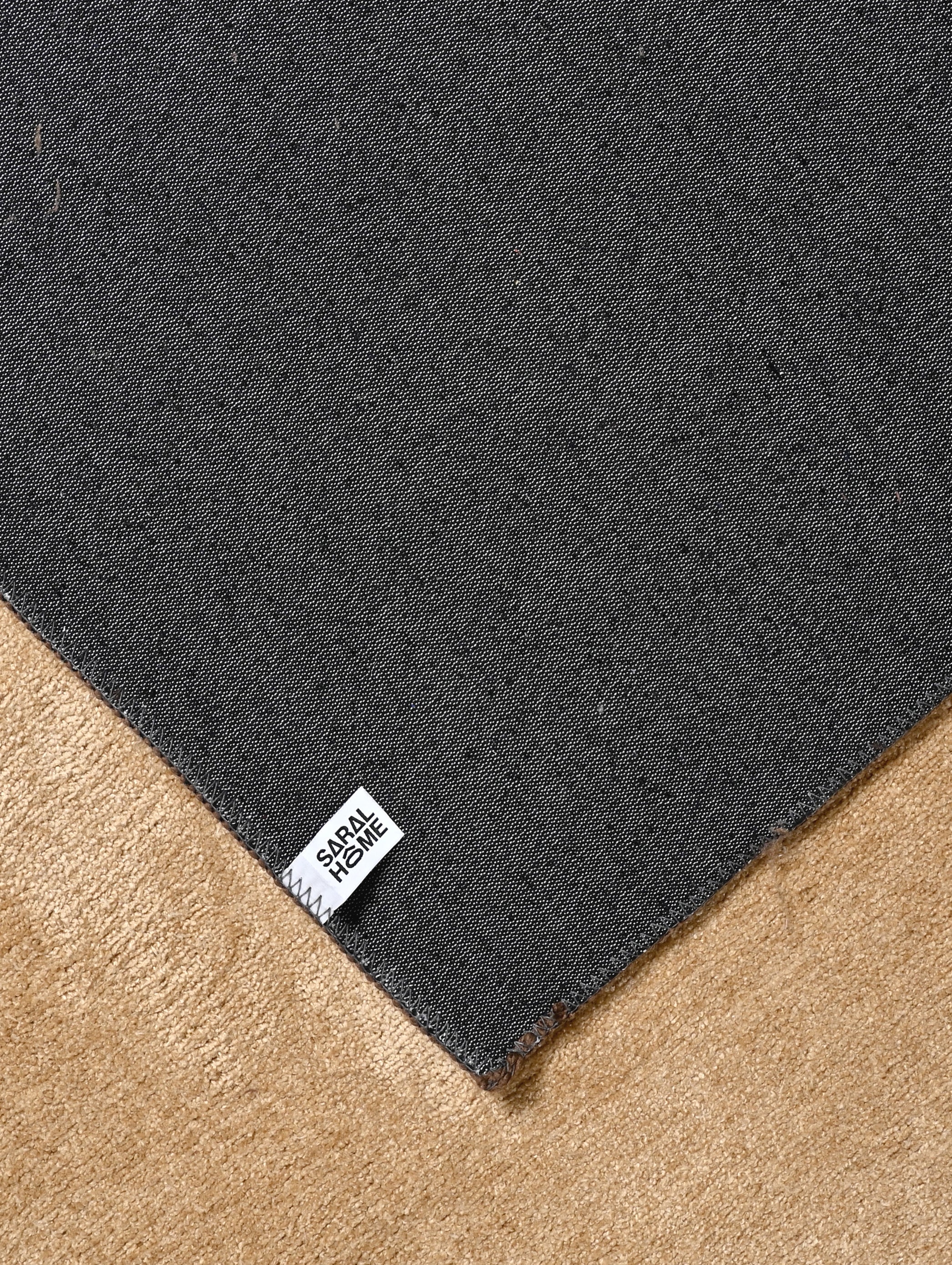 Frame Classic Soft Surface Carpet for Living Room & Bedroom - Image 6