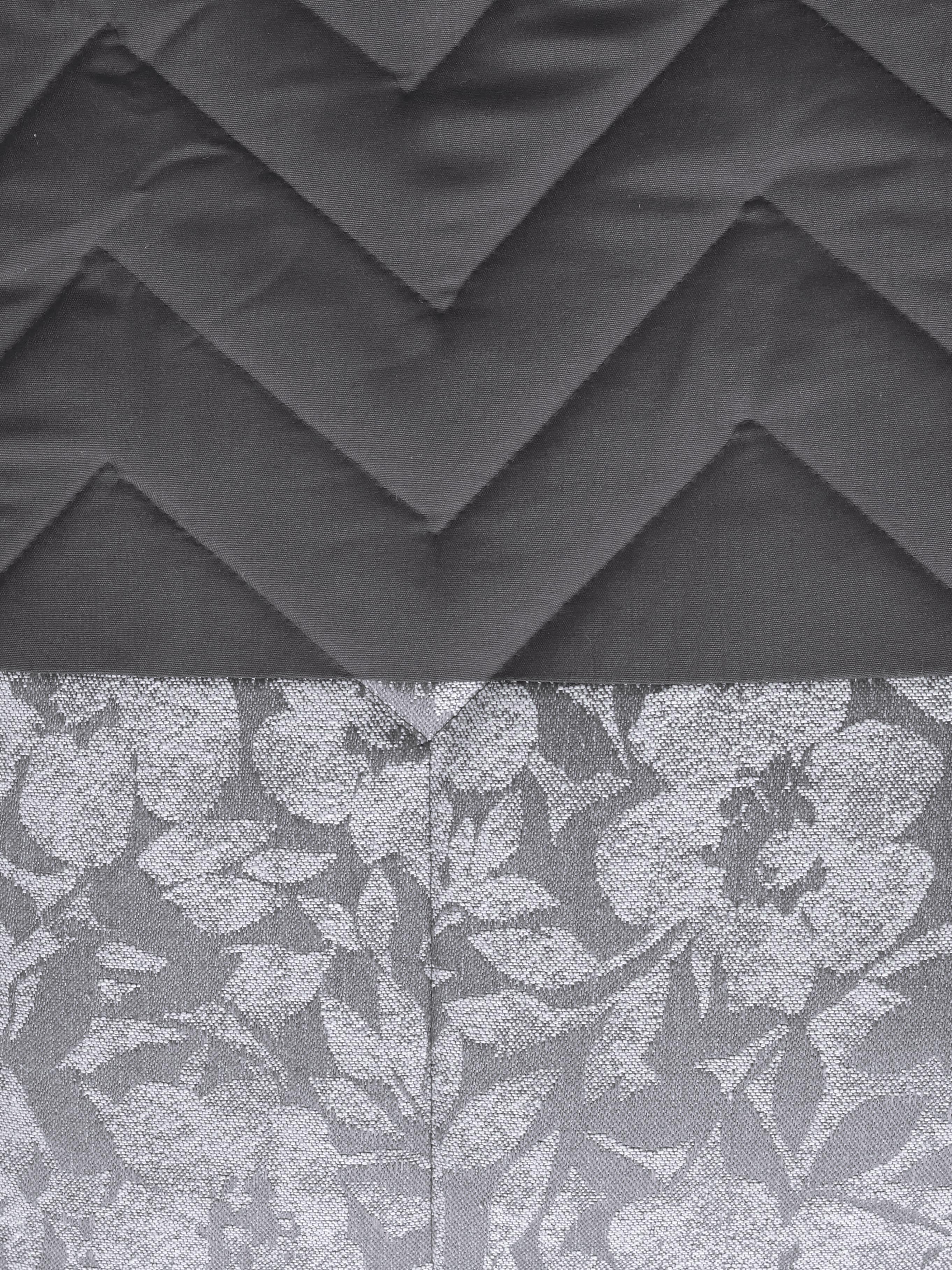 GIFT BOX | Kanan Grey Cotton Bedsheet-Cover | Matching Grey Reversible Quilt/Comforter | Combo Set For Gift & Daily Use - Image 4