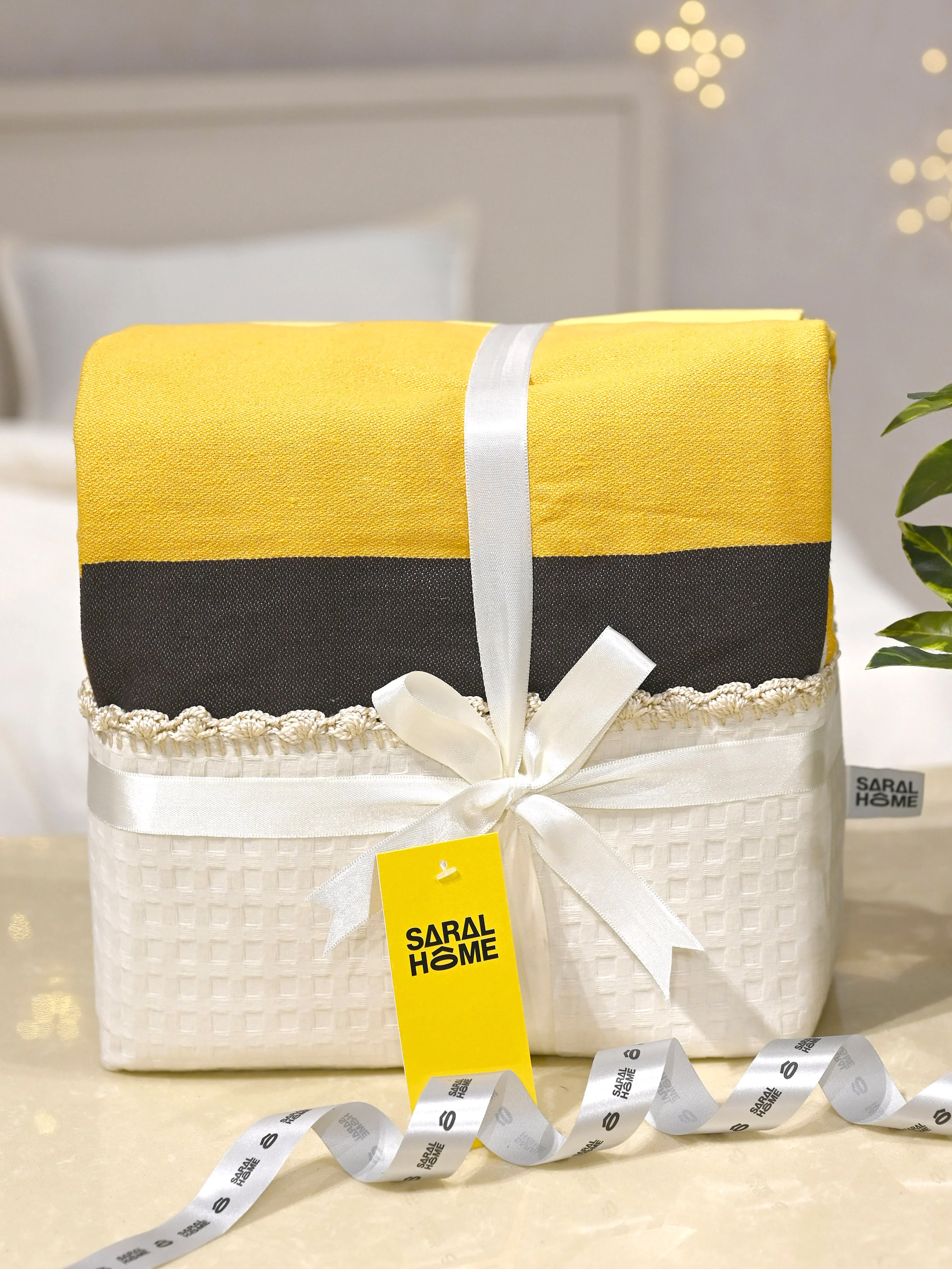 GIFT BASKET | 2 Bedsheets 4 Pillow Covers Matching Gift Set - Image 2