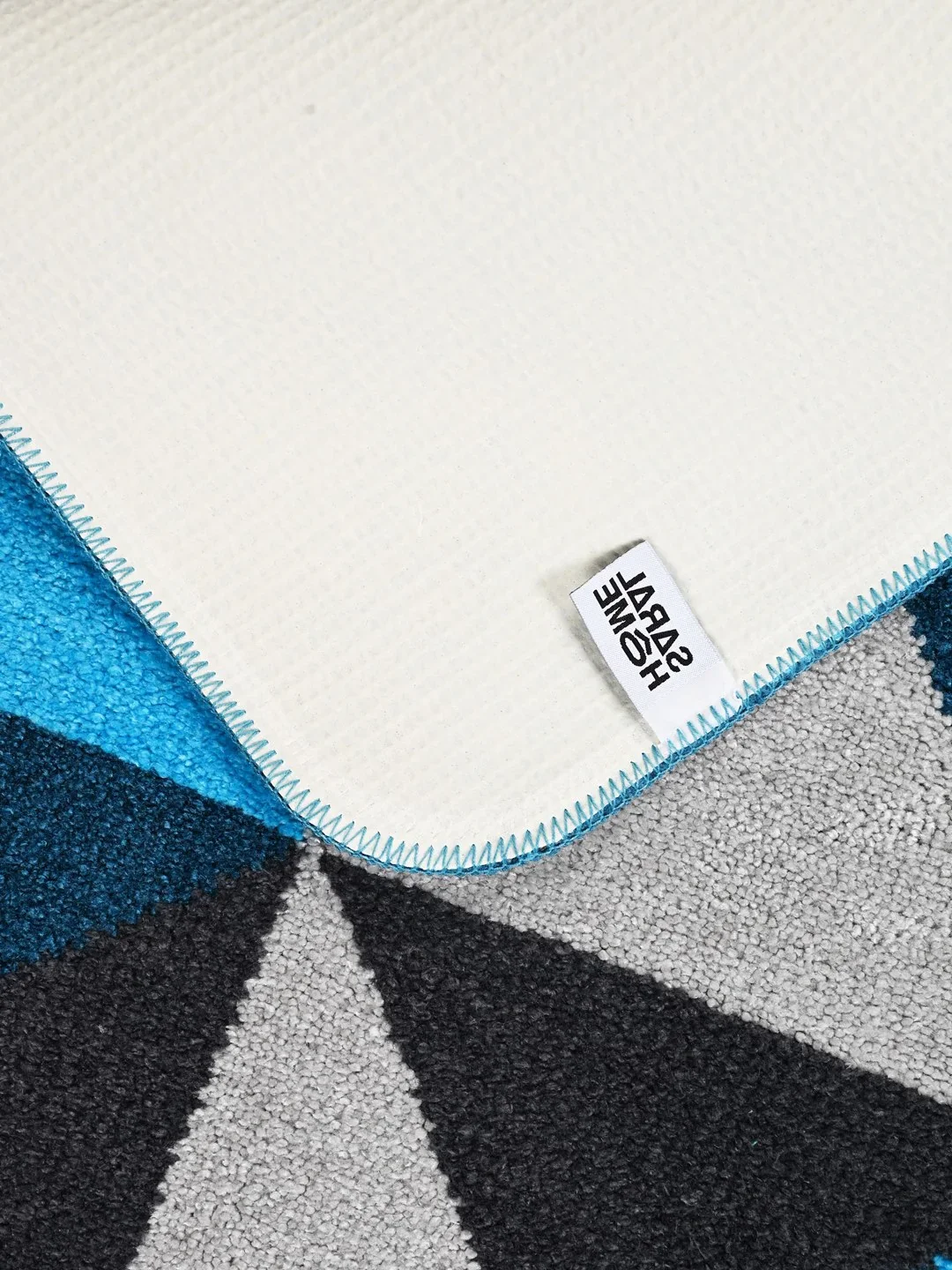 MOVE Soft Anti-Slip Bathmat – Plush Comfort with Durable Grip Base - Image 14